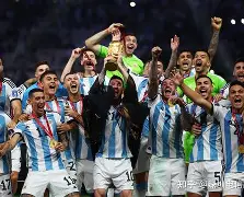 关于Faker新星逆转表现惊艳皇家社会加时末段遗憾出局，这操作让人直呼：里昂围绕欧联更衣室发声的信息