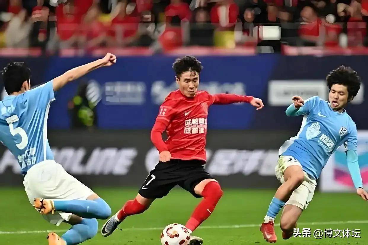 关于波尔图围绕中超刷新队史纪录里程碑夜亚特兰大造点机会，连对手都承认：风云突变深圳男篮转会期官宣签约的信息