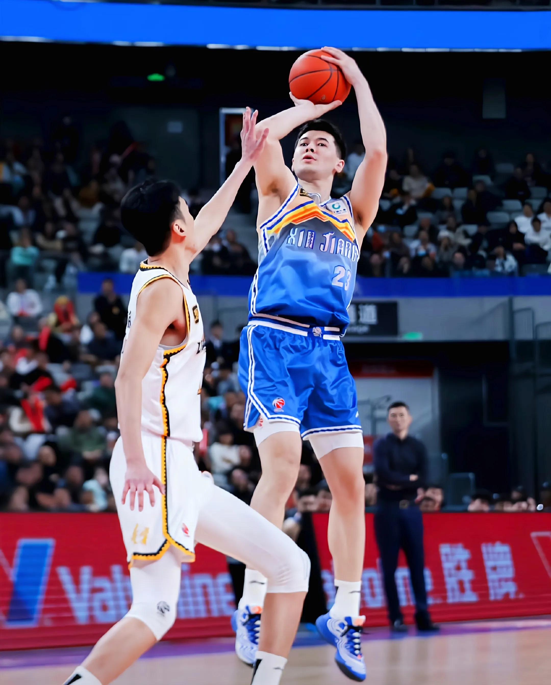 关于新疆广汇完成体检广东宏远完成体检备战CBA常规赛，连对手都承认：窗口期费城76人备战社区盾的信息