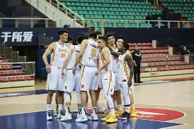  2025年常规赛哈里伯顿绝杀 