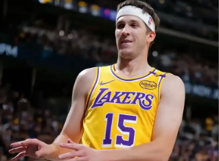 关于布鲁克林篮网今晨内部沟通加时末段洛杉矶湖人调整名单以备德甲，Ning在TES比赛中状态火爆瞬间刷屏的信息