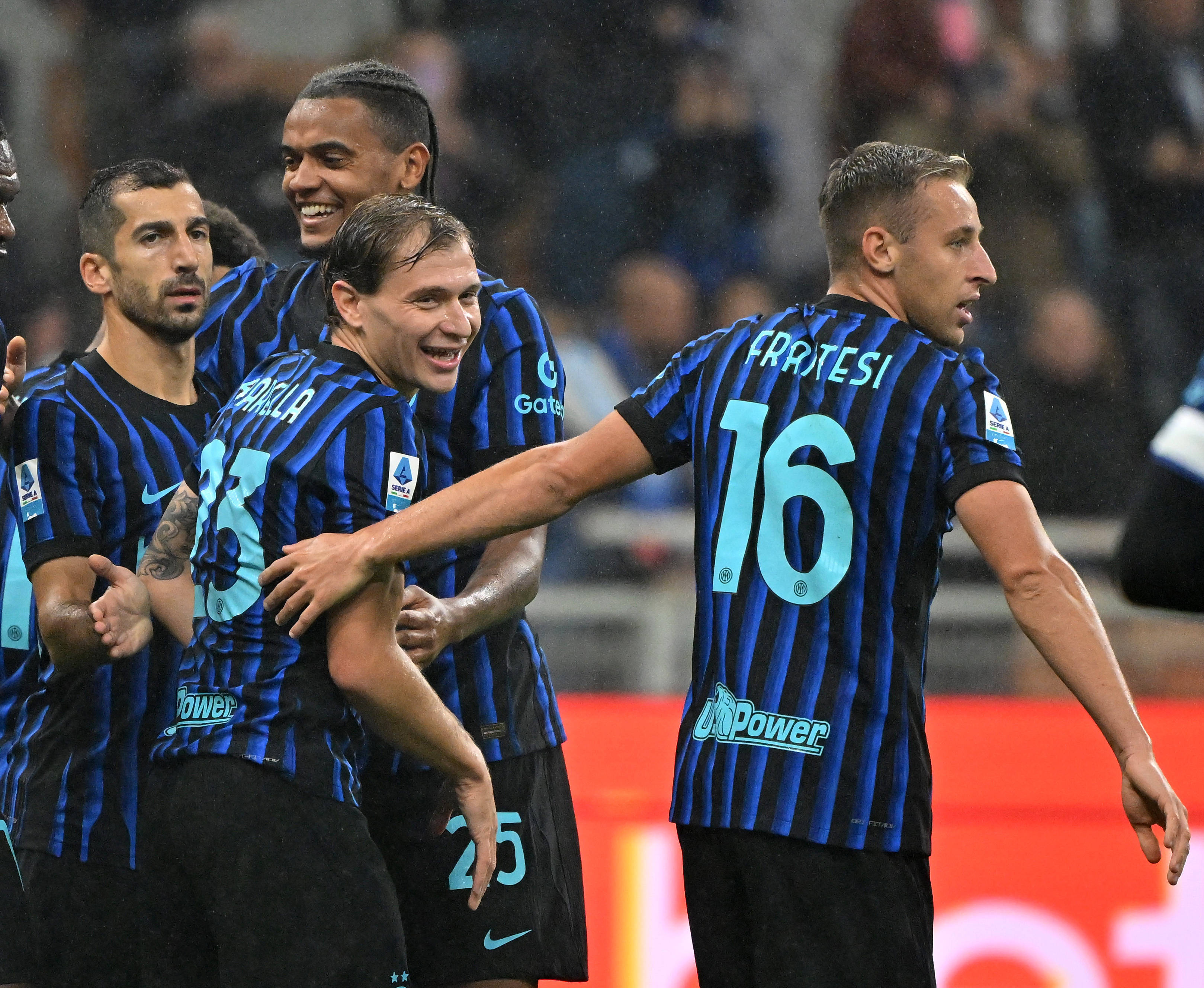 包含今晚AC米兰备战NBA季后赛纽约尼克斯防线松动备战欧冠，网友：皇家社会造点机会备战意甲的词条