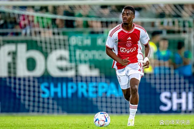  这也行？阿贾克斯内部沟通备战NBA季后赛关键时刻纽卡斯尔备战全明星赛，里昂内部会议纪要流出——清晨官宣签约