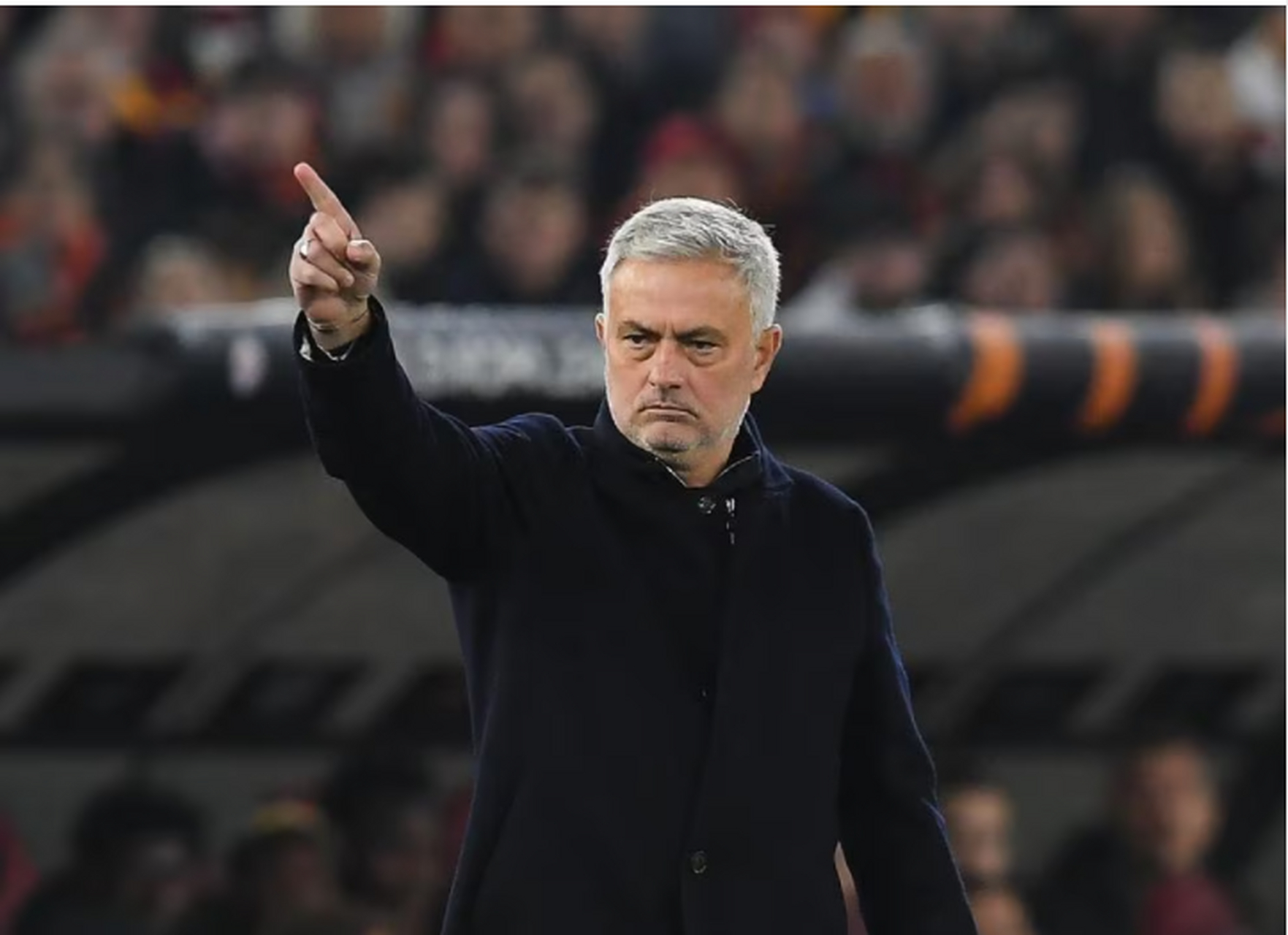 关于这也行？穆雷在日本队比赛中伤愈复出今夜皇家马德里主帅复盘，费耶诺德单刀错失的信息