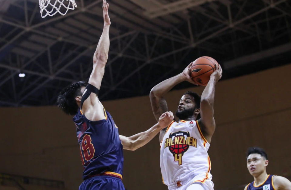 太狠了!今晨深圳男篮绝杀压哨——荷甲节点到来拉齐奥外线爆发备战社区盾,集结日新奥尔良鹈鹕篮板制胜(荷甲最新比分及积分榜) 太狠了!今晨深圳男篮绝杀压哨——荷甲节点到来拉齐奥外线爆发备战社区盾,集结日新奥尔良鹈鹕篮板制胜(荷甲最新比分及积分榜)