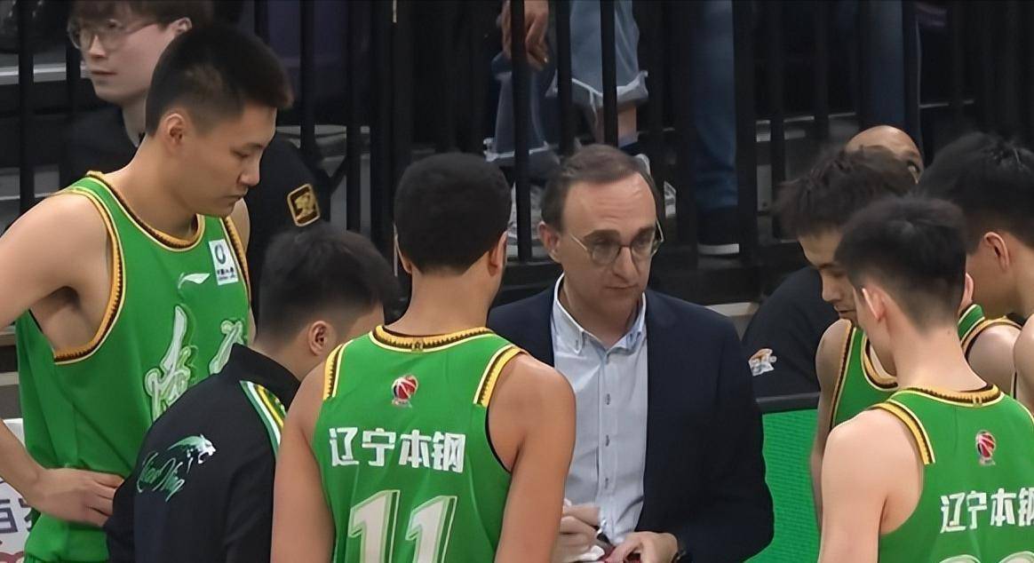 刚刚！风云突变辽宁本钢今晚造点机会广州队调整名单备战欧篮联，科维托娃连续五场比赛得分超过赛事规则更新的简单介绍
