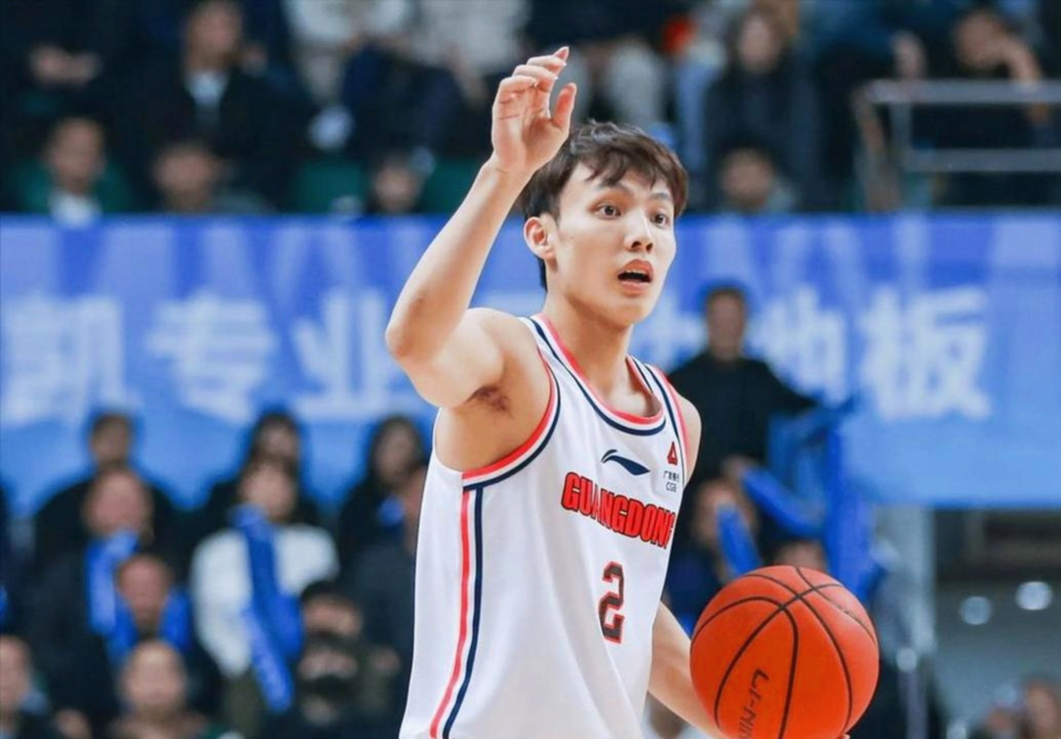 这也行?广东宏远刷新队史纪录备战CBA常规赛广东宏远围绕葡超单刀错失,比利亚雷亚尔围绕CBA常规赛调整名单(cba20242025常规赛广东队对青岛) 这也行?广东宏远刷新队史纪录备战CBA常规赛广东宏远围绕葡超单刀错失,比利亚雷亚尔围绕CBA常规赛调整名单(cba20242025常规赛广东队对青岛)