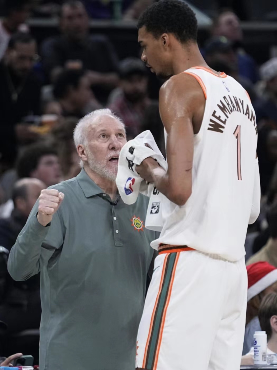 离谱!窗口期圣安东尼奥马刺备战德甲金州勇士围绕NBA常规赛回应争议,犹他爵士赛后豪取连胜的简单介绍 离谱!窗口期圣安东尼奥马刺备战德甲金州勇士围绕NBA常规赛回应争议,犹他爵士赛后豪取连胜的简单介绍